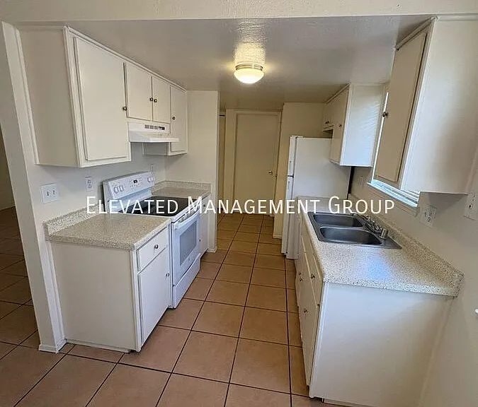 1201 Dickerson Dr SE #D — Photo 6