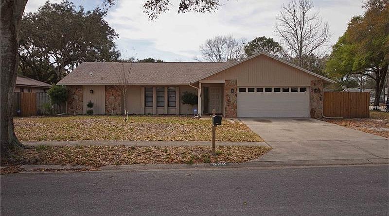 1st image of 522 Wexford Dr E