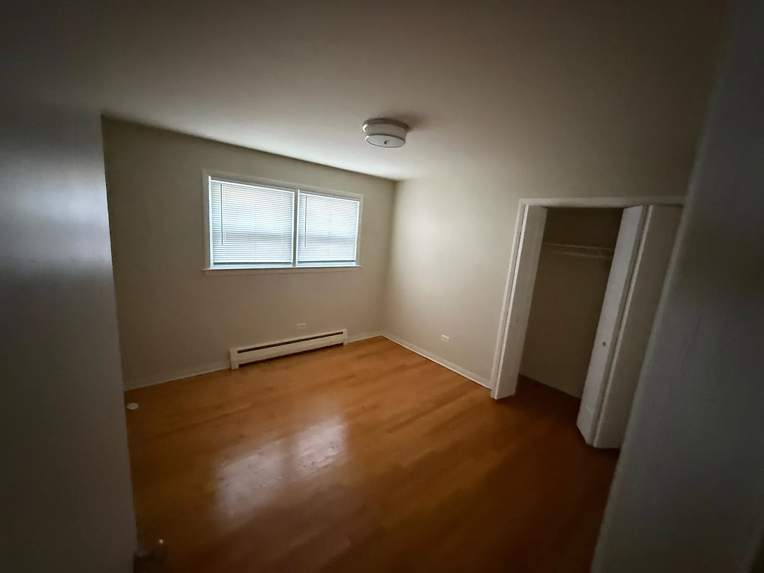 2 bed, 1000 sqft, $2,000 — Photo 2