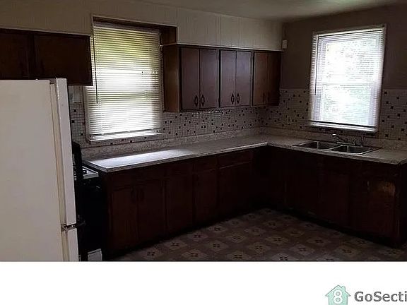 2nd image of 8912 Ramona Ave