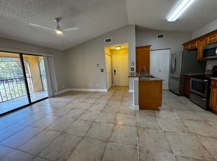 2226 Arbour Walk Cir APT 1926, Naples, FL 34109