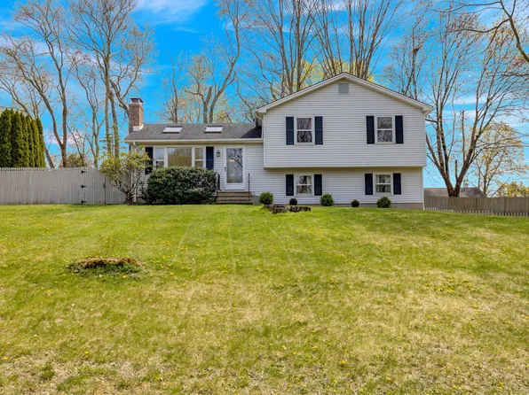 11 Elko Street, Plymouth, CT 06786