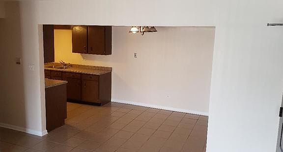 2nd image of 1678 Kiowa Dr APT 101
