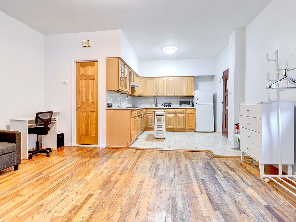 1st image of 6724 Burns St Floor 1