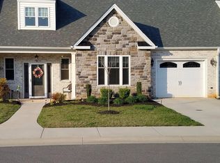 1422 Helmsdale Dr, Forest, VA 24551