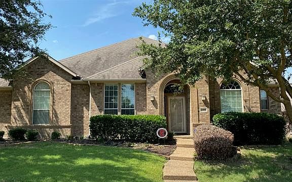 3rd image of 1401 Peaceway Dr