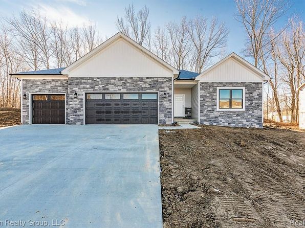 Grand Blanc Mi Single Family Homes For Sale 135 Homes Zillow