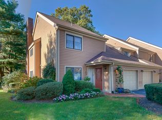 96 Brush Hollow Close, Rye Brook, NY 10573