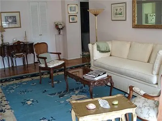 Sold by essential NEW YORK Real Estate | media 7