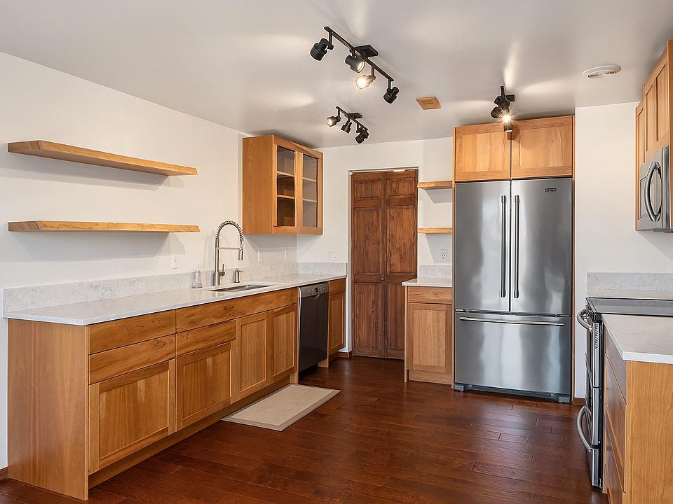 1st image of 10201 Slater Ave NE #E7