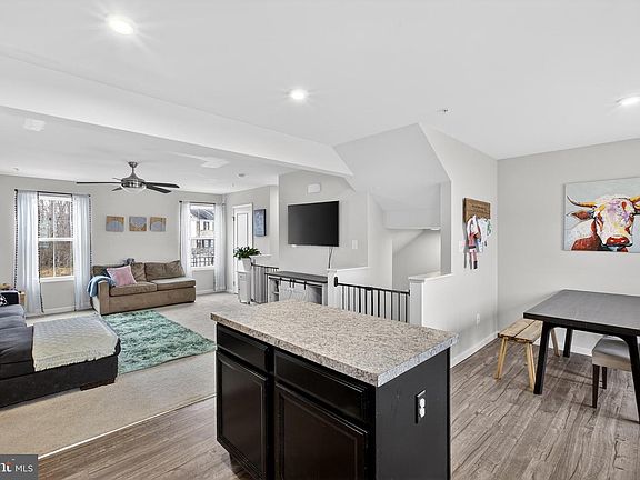 4th image of 34 Blackgum Rd