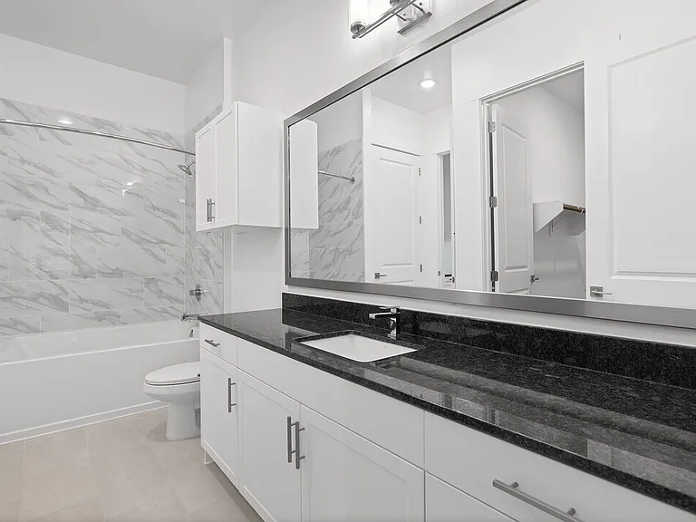 9608-9610 57th Ave #7B — Photo 5