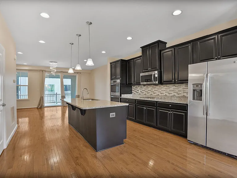 43393 Charitable St — Photo 3