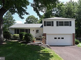 209 Becker Rd, North Wales, PA 19454