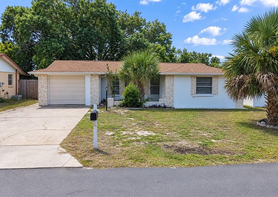 1st image of 7904 JUDITH CRESCENT