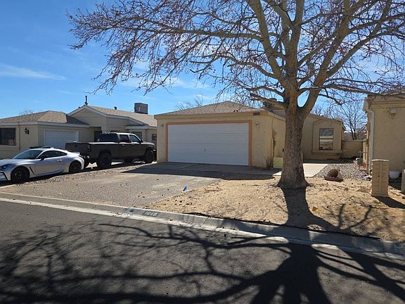 2nd image of 1649 Hollyberry Dr NE