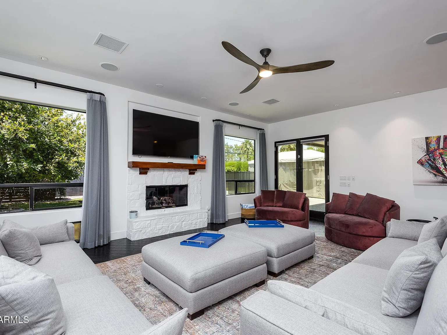4 bed, 5.0 bath, 3867 sqft, $7,995 — Photo 4