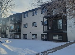 5812 57th Ave #104, Red Deer, AB T4N4S4