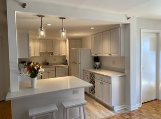 143 Hoyt St APT 4K, Stamford, CT 06905