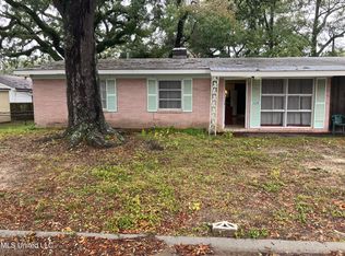 1028 Esposito St, Biloxi, MS 39530