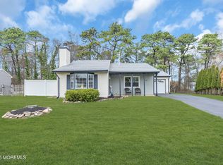 45 Pilgrim Ave, Tinton Falls, NJ