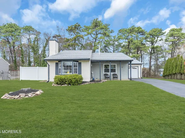 45 Pilgrim Avenue, Tinton Falls, NJ 07753