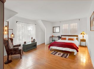 2438 N Maplewood Ave #3, Chicago, IL 60647