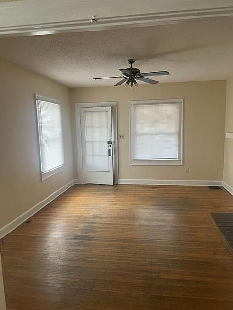 1st image of 4929 N College Ave #4929