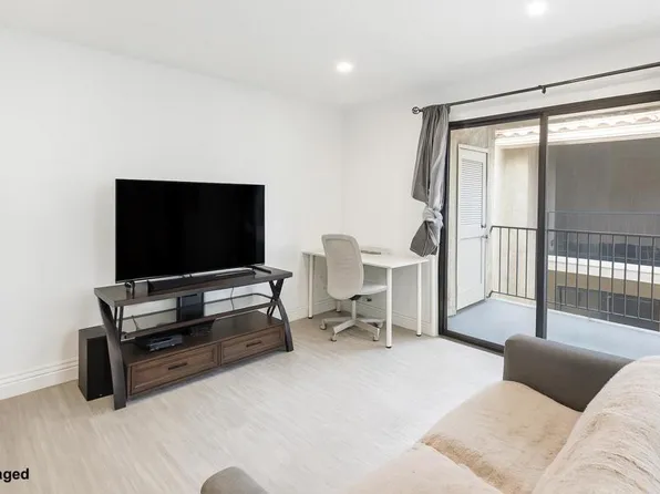 10174 Camino Ruiz Unit 46, San Diego, CA 92126