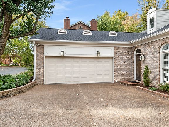 5th image of 118 Postwood Pl