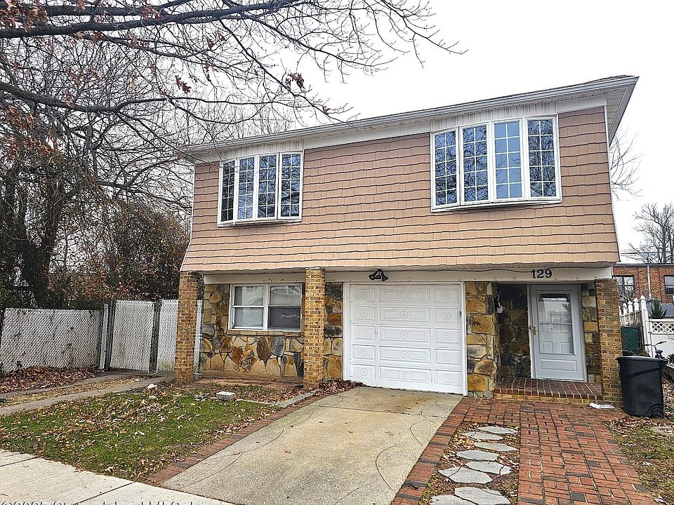 1st image of 129 Forest St