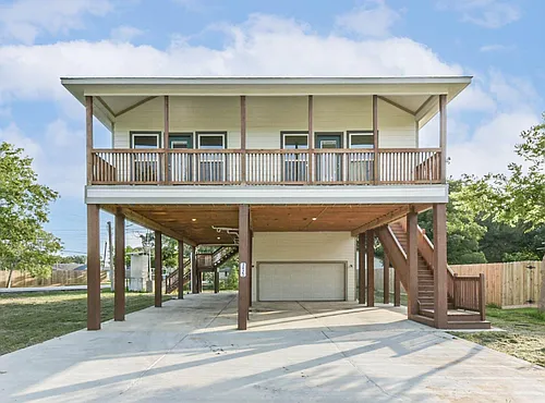 3420 Sunrise Dr Photo 1