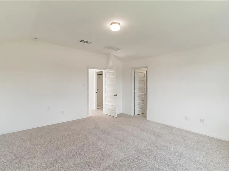 233 Trailside Ln — Photo 14