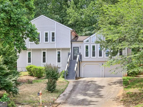 201 Saint Simons Cv, Lawrenceville, GA 30044