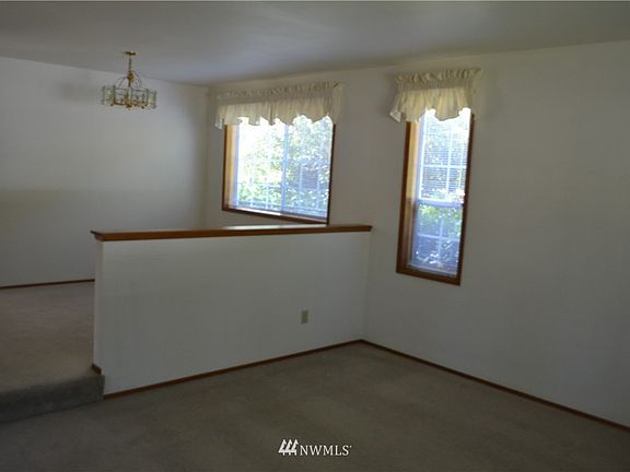 4th image of 13320 112th Street E