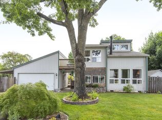 1068 S Elm Ct, Canby, OR 97013