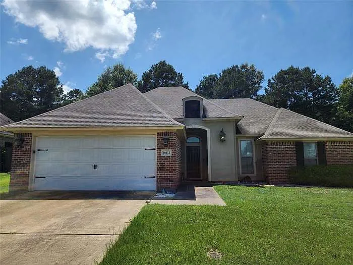 3 bed, 1712 sqft, $2,050 — Photo 2