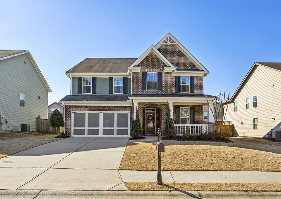 1st image of 315 Edinburgh Ln