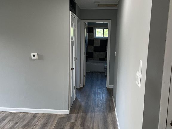 3rd image of 1512 South St