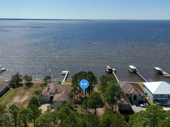 33 N Sunset Harbour, Freeport, FL 32439