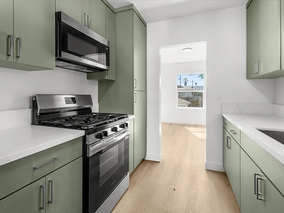5312 Radford (#554)