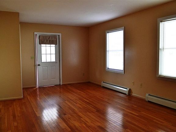 4th image of 13 Platt St