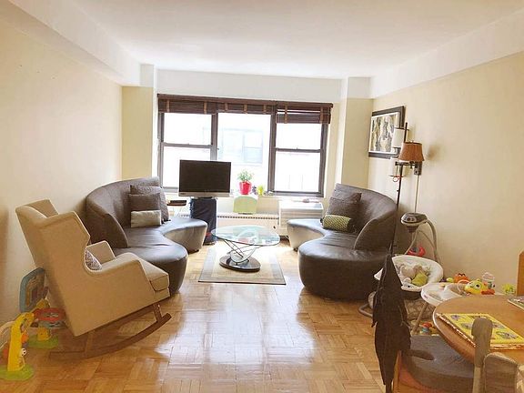 4th image of 2 Tudor City Pl APT 10LN