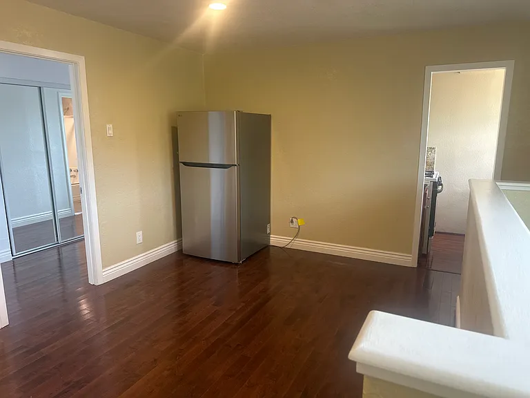 Hawser Ln — Photo 17