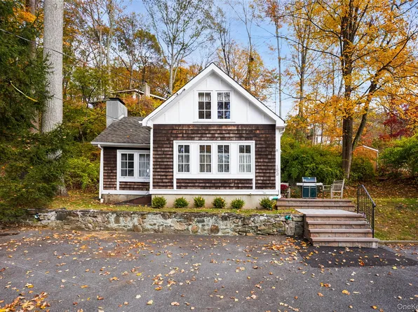 153 Lake Kitchawan Drive, South Salem, NY 10590