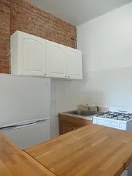 Rented by Perry Associates NYC Inc