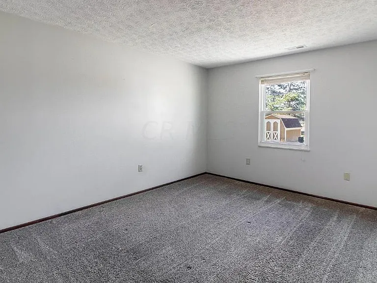 567 Rosehill Dr #567 — Photo 6