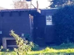 257 Ruchong Ln, Crescent City, CA 95531