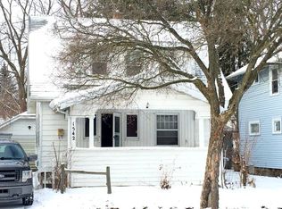 1542 E Cesar E Chavez Ave, Lansing, MI 48906