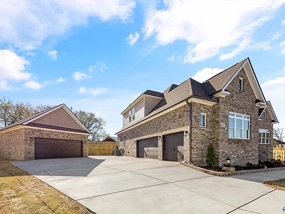 2nd image of 124 Landers Dr